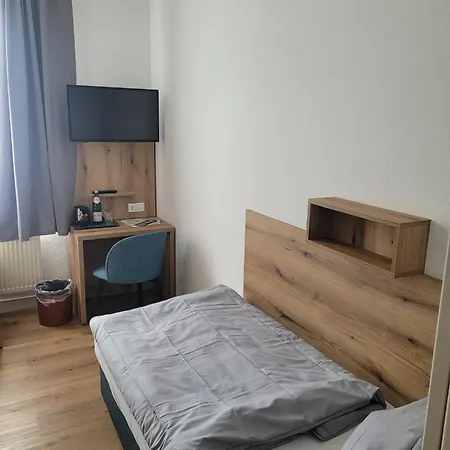 Haus 3*