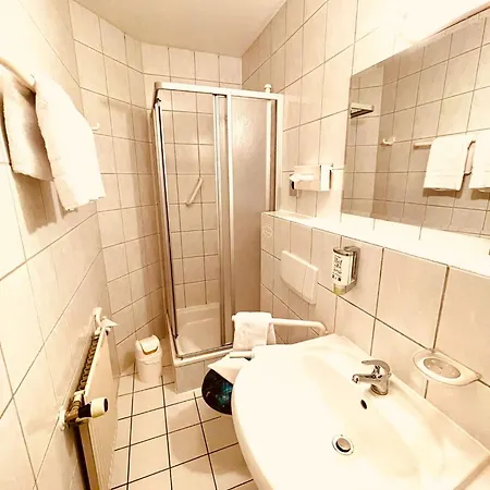 Haus 3*