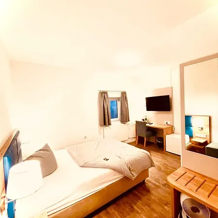 Haus 3*